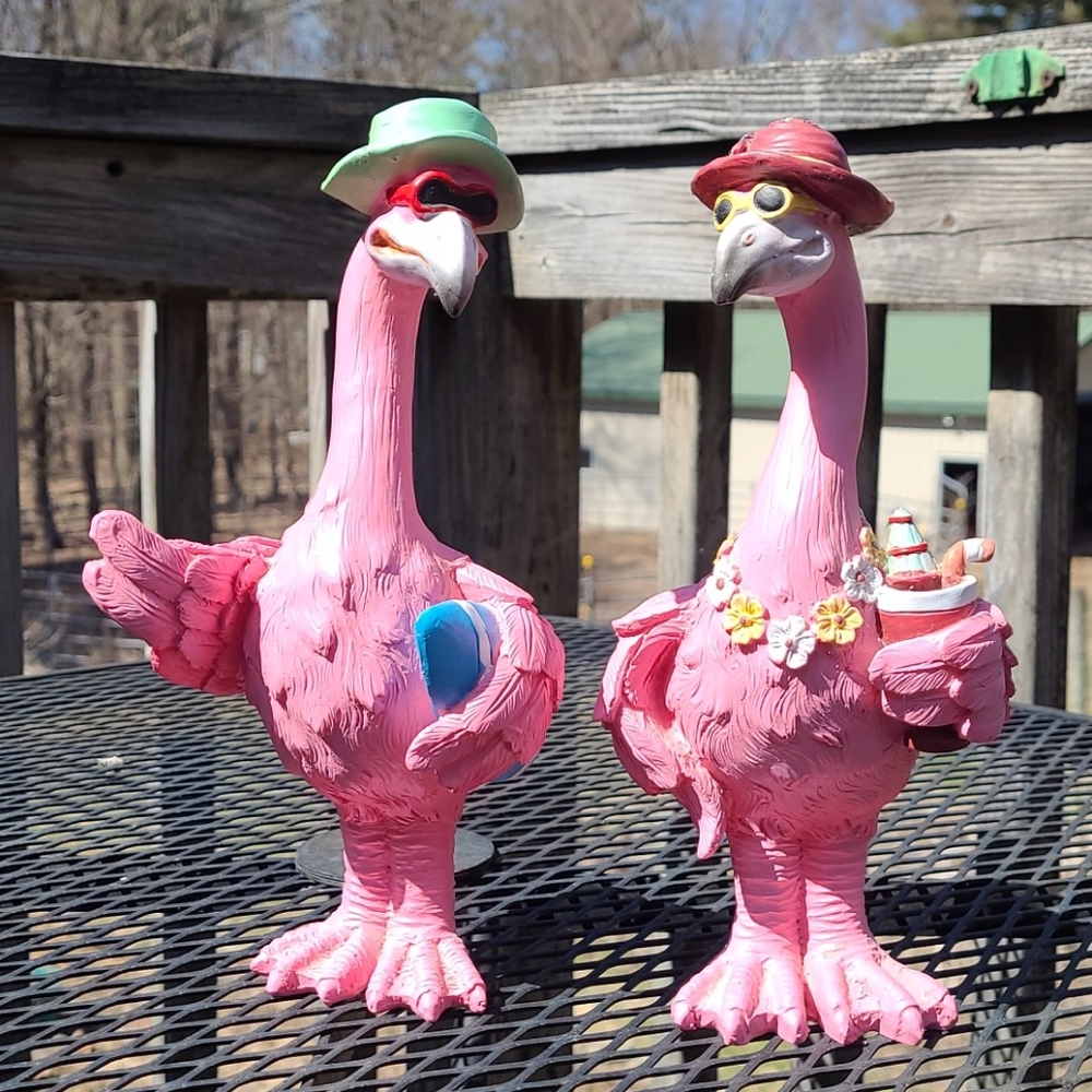 Mr. And Mrs. Pink Flamingos Resin